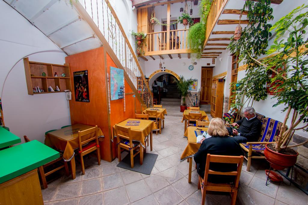 Hostal El Grial Cuzco Exterior foto